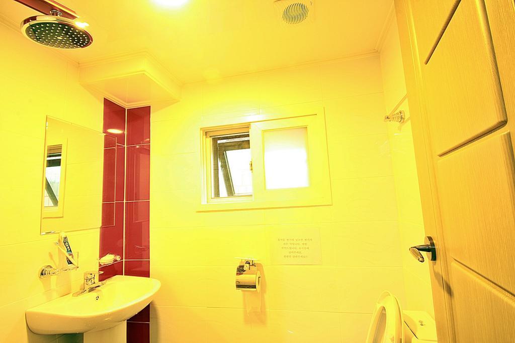 Eel Guesthouse Сеул Номер фото