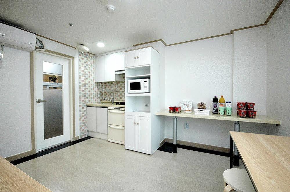 Eel Guesthouse Сеул Екстер'єр фото