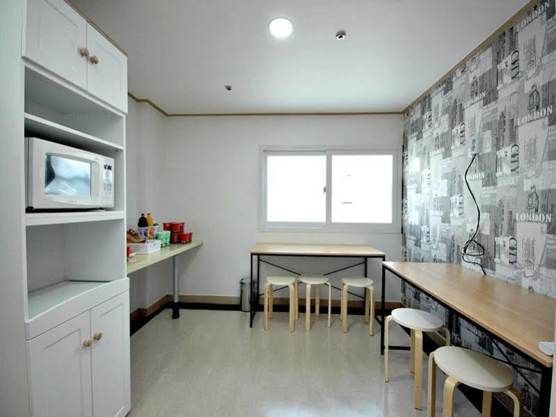 Eel Guesthouse Сеул Екстер'єр фото